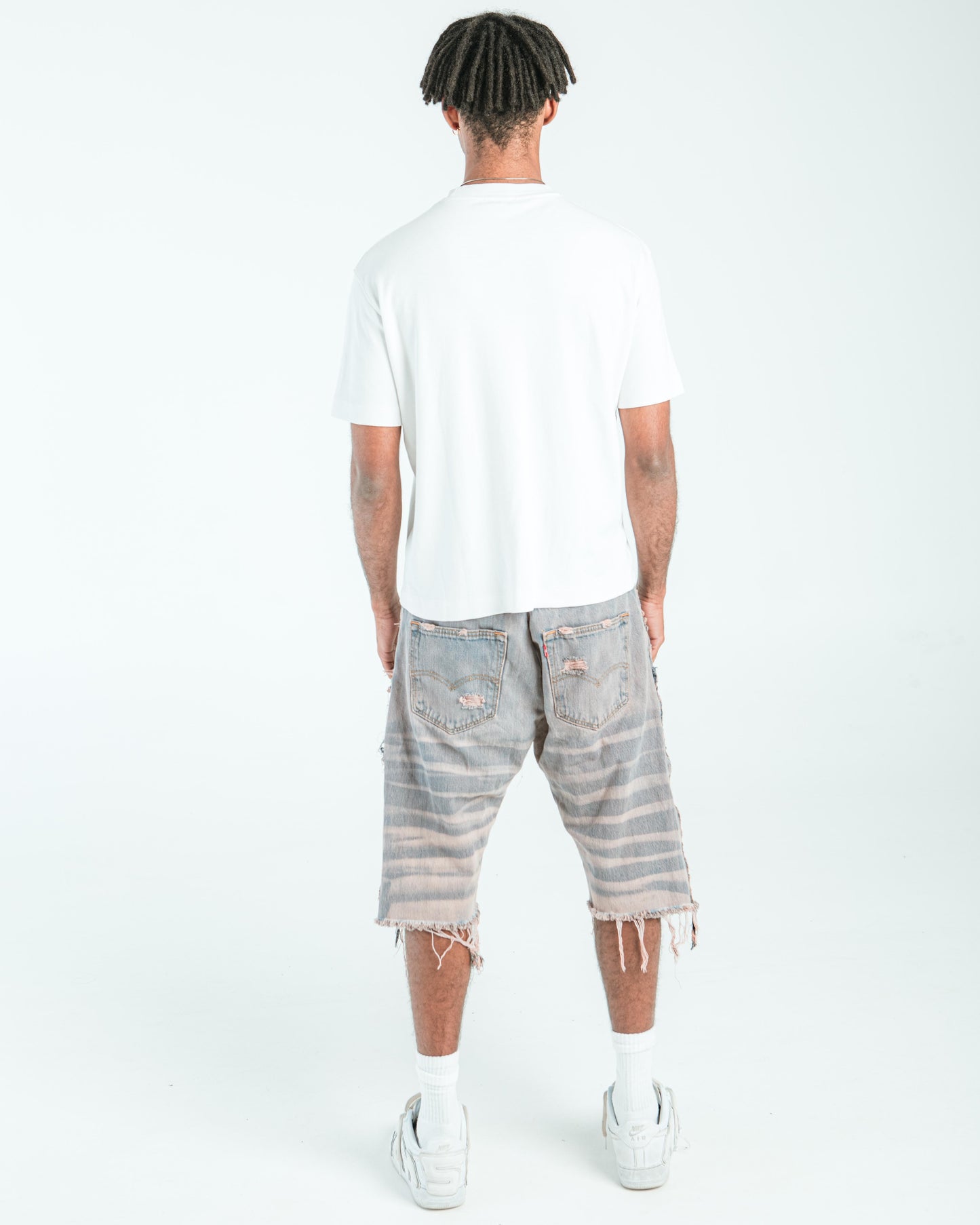 “SUNSHINE” DISTRESSED FADED JORTS