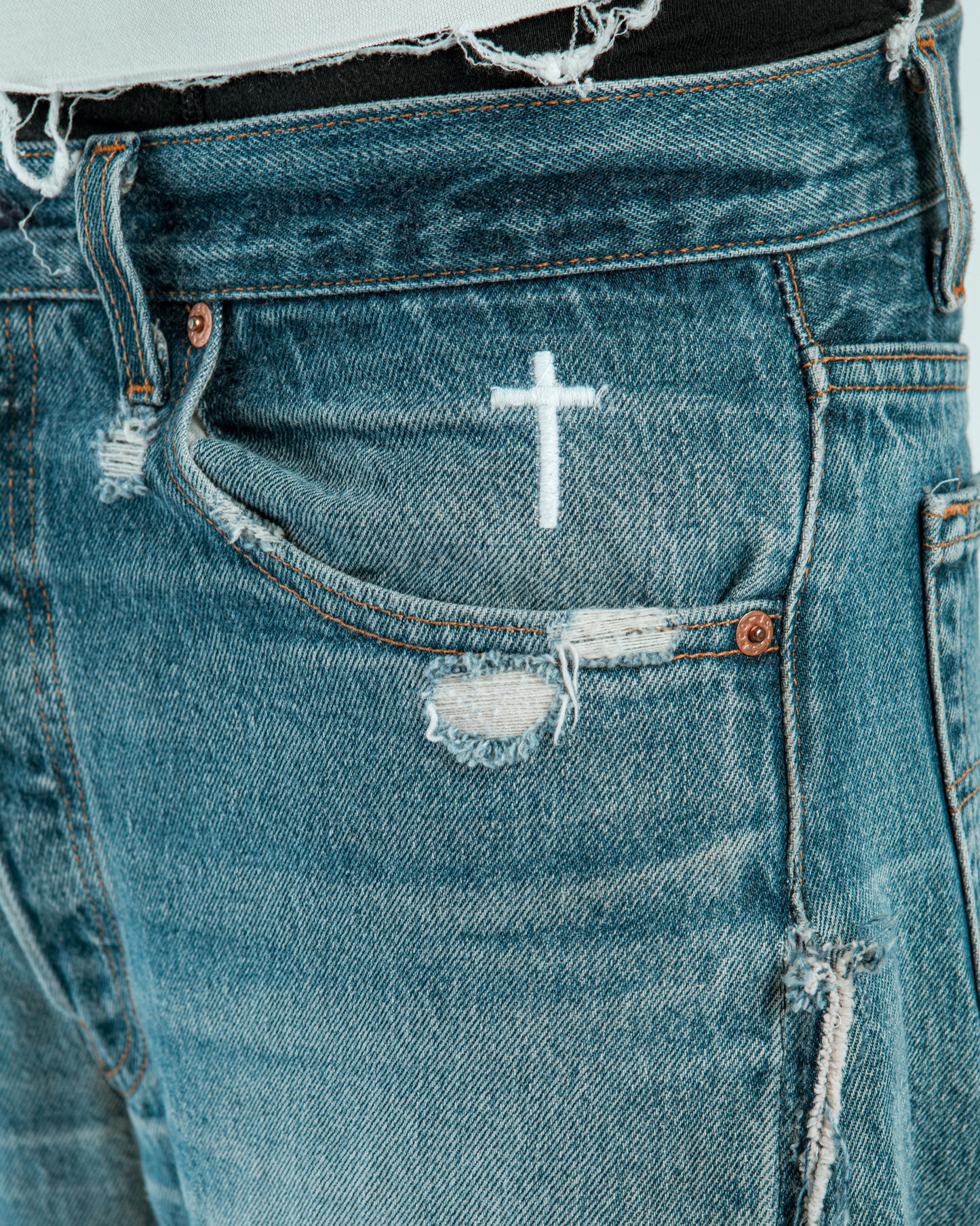 “DEEP BLUE” DISTRESSED JORTS