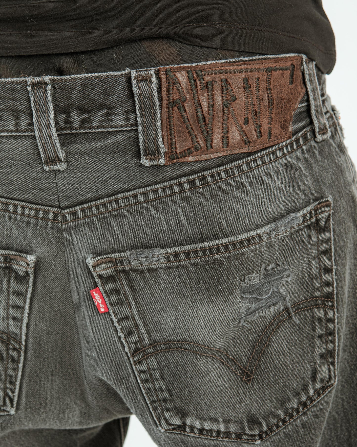 “BLACK WASHED” JORTS