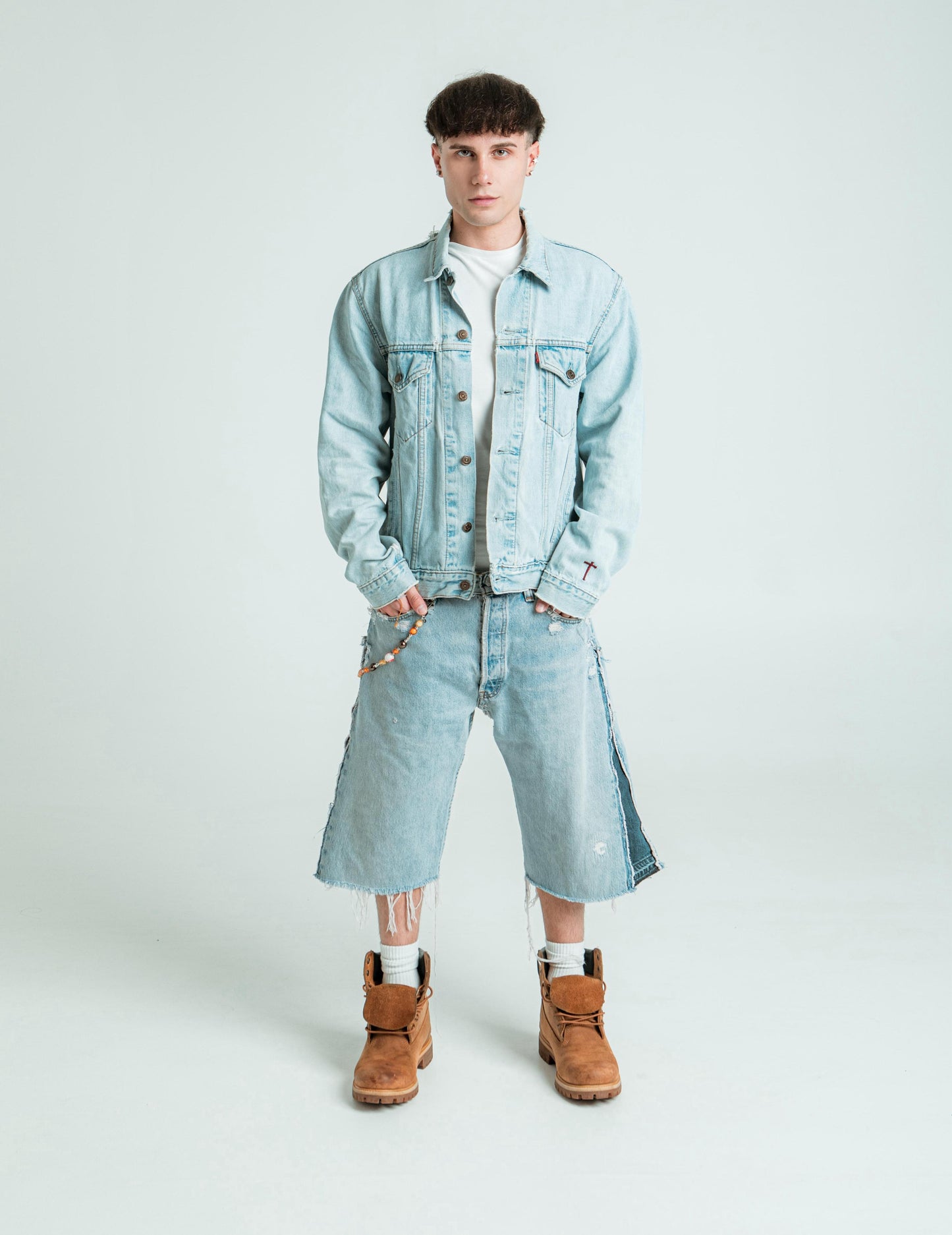 “LIGHT WASHED” JORTS