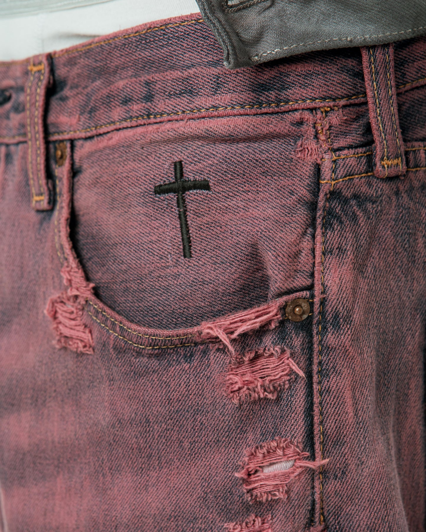 “FUCSIA WASHED” JORTS