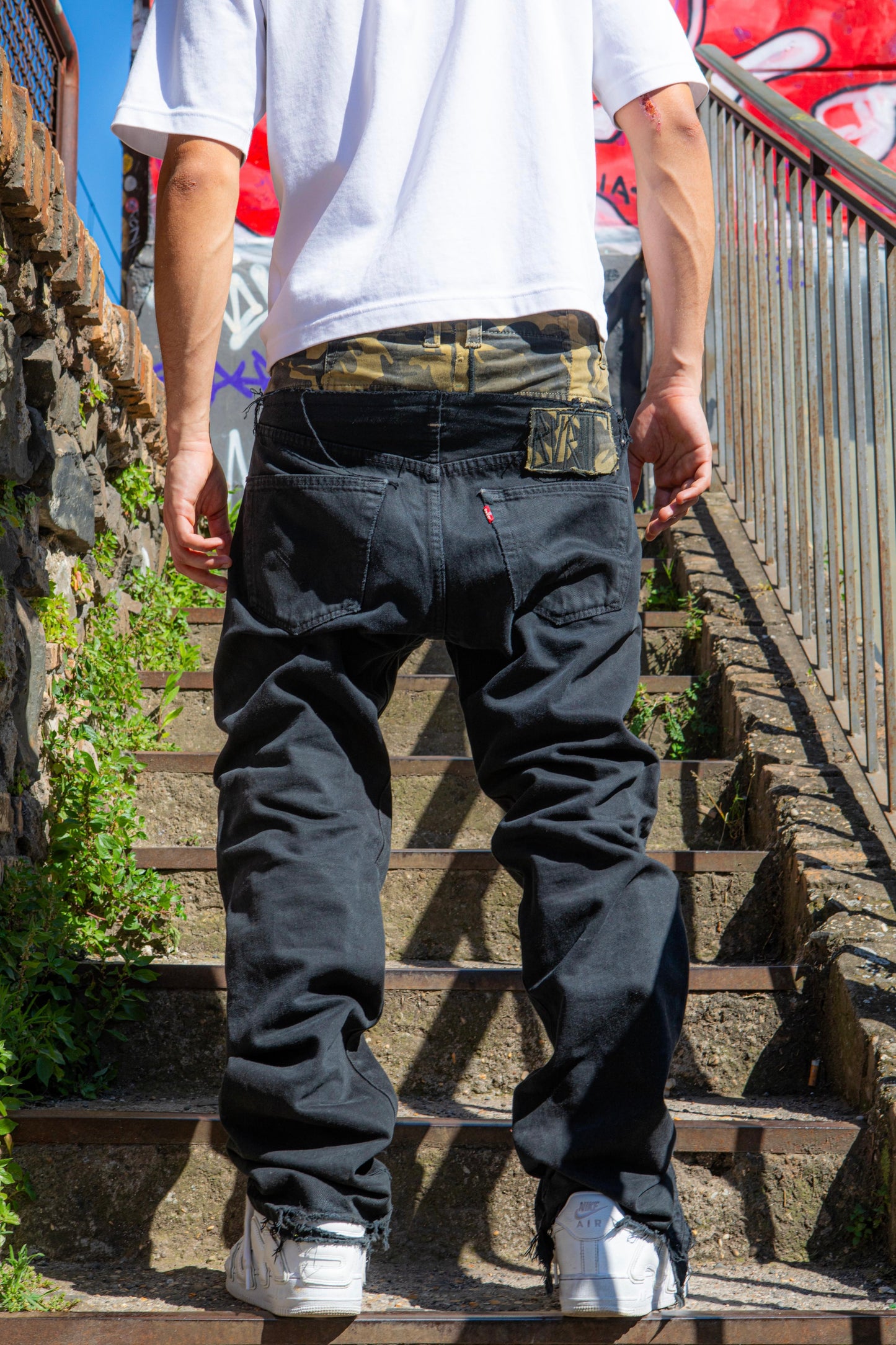CAMO DOUBLE WAIST BLACK JEANS