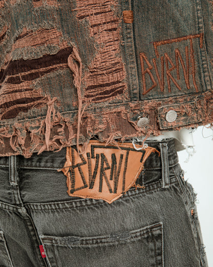 “WASHED BLACK” DISTRESSED JORTS