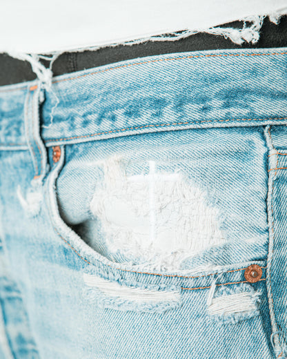 “LIGHT BLUE WASHED” DISTRESSED JORTS