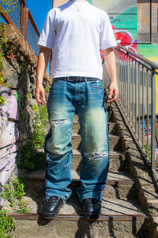 "MEGA FLARED" BAGGY JEANS